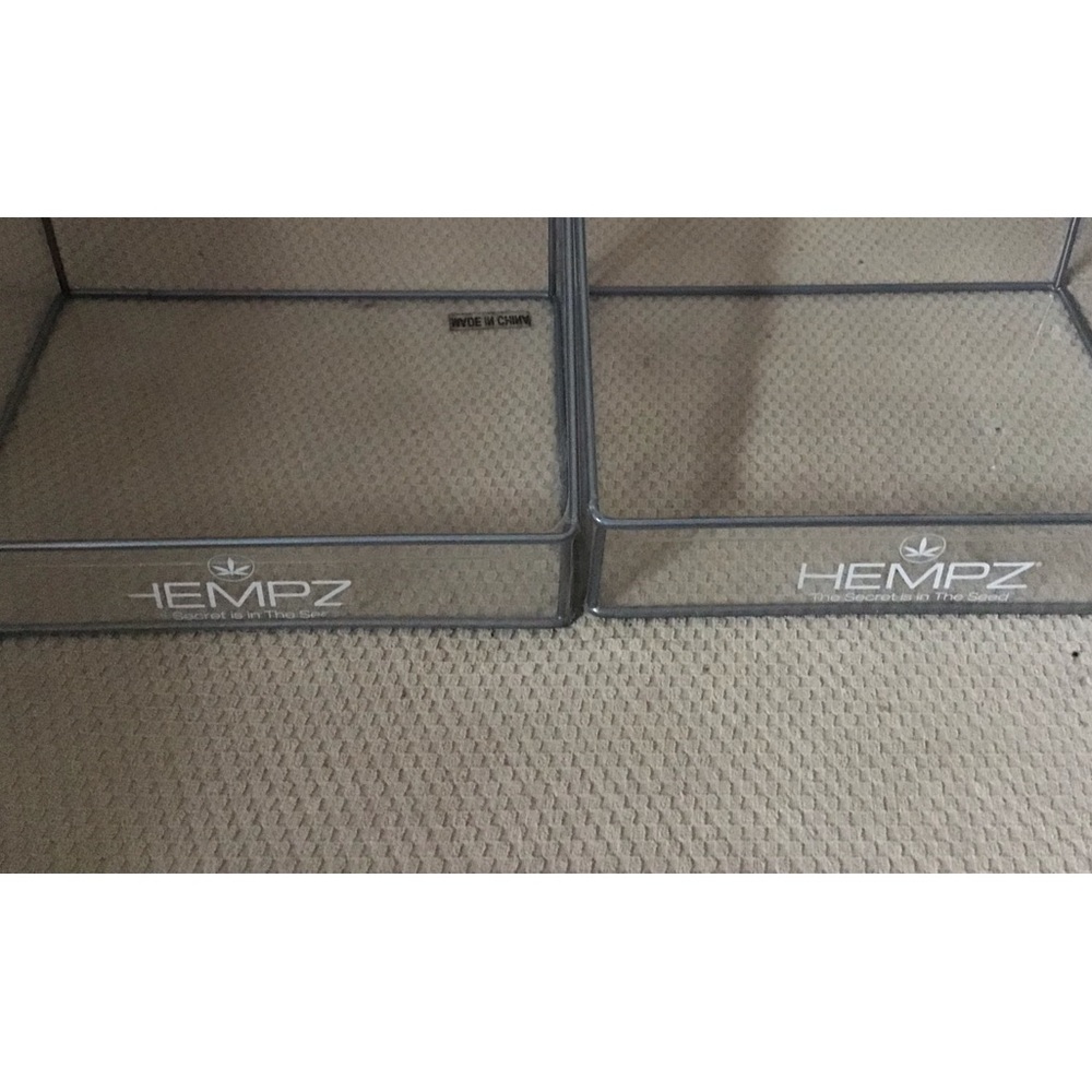 2 - Clear.HEMPZ, The Secret is in The Seed, Displays